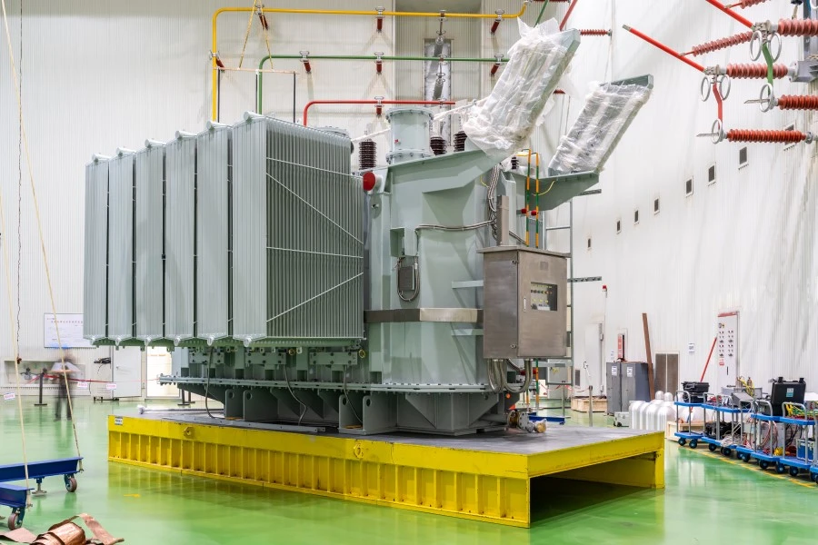 110kV
Масляный трансформатор